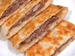 牛肉饼-美兰春记食店·龙舌坡红烧牛肉