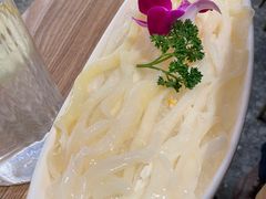 -三人行骨头王火锅(长寿店)