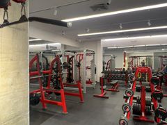 -极客游泳健身(王府井店)