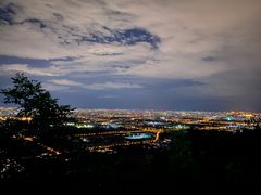 -鬼笑石后山停车场