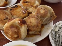 -宝瑞门钉肉饼店
