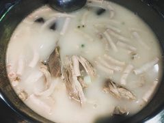 -肖仙仙羊肉汤·始于1996年(郫都店)