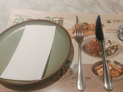 -半秋山西餐厅(范湖万达广场店)