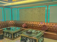 -鸿泰洋美食水会(东门中店)
