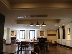 大堂-星巴克臻选(广州沙面店)