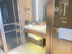 -北京东三环希尔顿逸林酒店