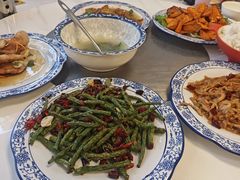 干煸四季豆-洪姐川菜东北菜铁锅炖(天生丽街店)
