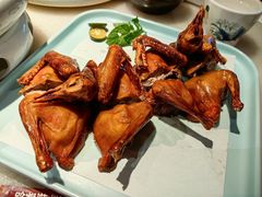 爆汁手撕乳鸽-莞府家宴·东莞菜(市民服务中心店)