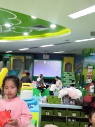 -孩子王童乐园(洛阳万达店)