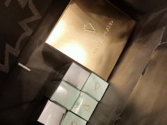 -文艺复兴百货(米兰大教堂广场店)