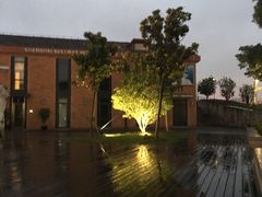 -TIMES CITY OUTLETS 时代·城市·奥特莱斯(上海国际时尚中心店)
