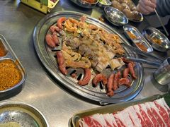 -哈哈碳都·牛肋条无限自助烤肉(台江万达店)