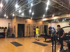 -懒人Club运动健身·运动康复·私教(三迪中心店)