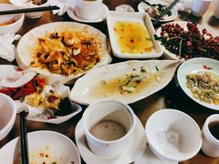 -隔壁老王·家常云南菜(花巷店)