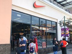 -NIKE上海青浦优选体验店