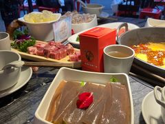 -热火朝天鲜切牛肉火锅(南强街巷店)