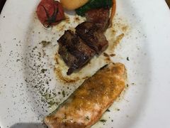 牛排三文鱼-佐度王子扒房(天鹅湖店)
