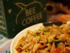 老挝舂鸡脚-半坡九号老挝冰咖啡