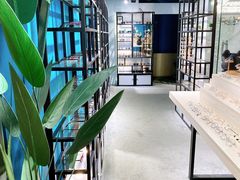 -Trend1881视光·蔡司视觉(领展广场店)