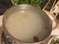 鸡汤煮鸡毛菜-初蓉丨遇见新川菜(亲贤街荣耀店)