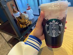 -星巴克(广州南站A18检票口楼上)