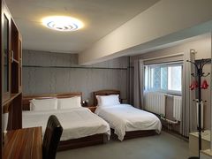 -德全心悦酒店(北京金台路地铁站店)