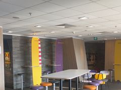 -麦当劳(国家体育场南路店)