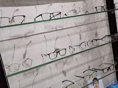 -无界眼镜MaxLess(滨江星光大道店)