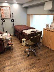 -摩睫+皮肤管理·科学美容中心