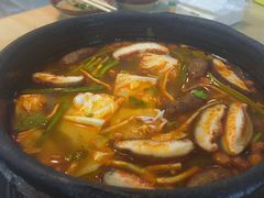 -钱摊摊安顺夺夺粉火锅(宏大广场店)