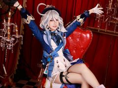 -米游妙妙屋cosplay换装自拍摄影体验馆