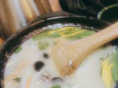 云南过桥米线-云海肴·汽锅鸡·云南菜(天津国金汇店)