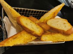 餐前面包-C&R西班牙餐厅