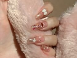-悦指间美甲美睫