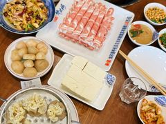 -楼外楼大刀肉传统火锅居(博学路店)