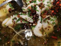 招牌酸菜鱼-老头儿油爆虾·知味杭州(爱琴海购物中心)