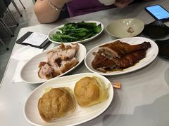 菠萝包-深井陈记烧鹅酒家(新填地街店)