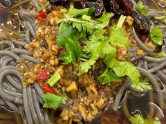 -何适山庄 ·可团建(水长城P2停车场店)