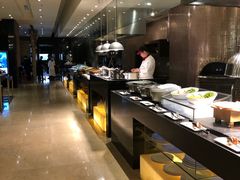 -上海西藏大厦万怡自助餐厅(徐汇店)