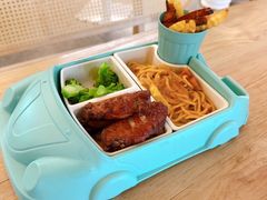 -Dough&Joe团憩(瑞虹天地月亮湾店)