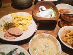 -吴氏老牌坊云南鱼豆花火锅店(通江街店)