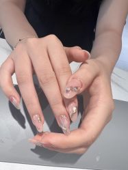 -丽心自助美甲美睫