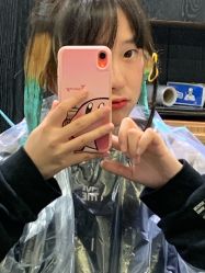 -苑苑发型设计