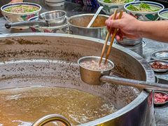 -云阿蛮云南生烫牛肉米线(奉贤路店)