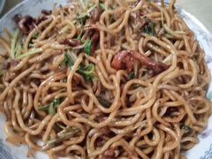 -小许三鲜砂锅馄饨店(家多乐烟酒店)