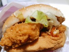 肉肉大方炸鸡堡-麦当劳(铜锣湾店)