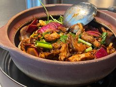 -胡须佬鸡煲四季火锅店(石厦西村直营店)