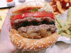 -The Habit Burger Grill 哈比特汉堡(爱琴海店)