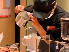 -星巴克臻选(上海中环广场2F店)