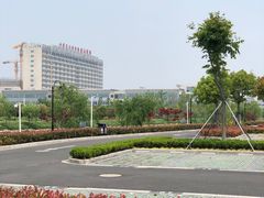 -新城公园-停车场